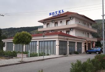 Hotel Kolla allows 18 year olds to book a room