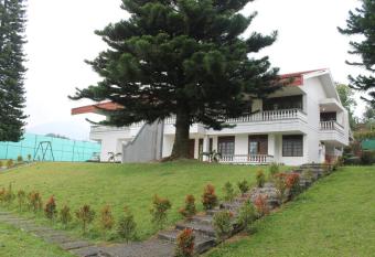 Villa Angkasa has Balcony rooms
