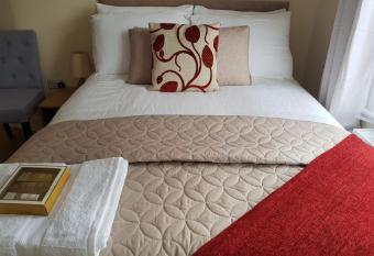 Kathleen House Plus allows 18 year olds to book a room