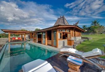 Bali Luxury Boutique Resort and SPA has Balcony rooms