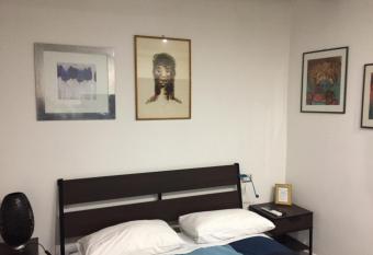 Waterfall Vicolo V allows 18 year olds to book a room