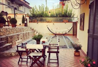 Dino s B&B has Balcony rooms