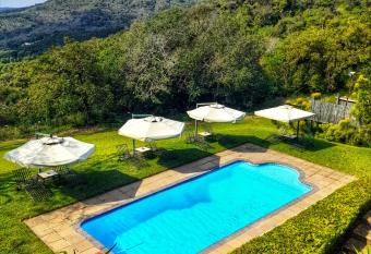 Chestnut Country Lodge has Balcony rooms