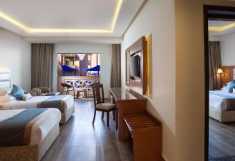 Pickalbatros Aqua Park Resort - Hurghada has Balcony rooms