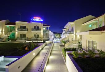 Castello Hotel has Balcony rooms