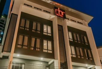 RHR Hotel - Selayang has Balcony rooms