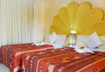 Villas La Lupita allows 18 year olds to book a room