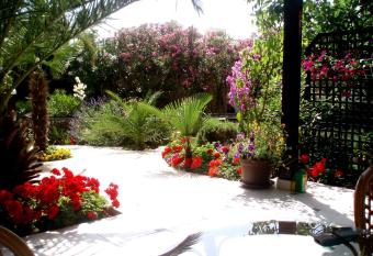 Apartmani DUNJA u GAJCU allows 18 year olds to book a room