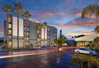 Courtyard by Marriott Vallejo Napa Valley allows 18 year olds to book a room