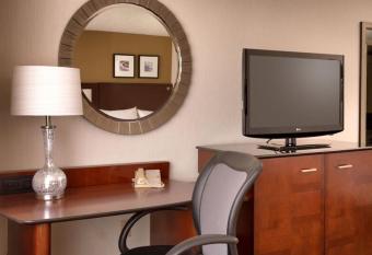 Salt Lake City Marriott University Park allows 18 year olds to book a room