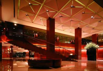 Grand Hyatt Singapore has Balcony rooms