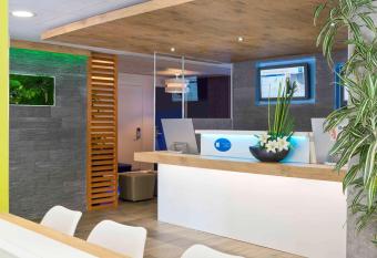 ibis budget Cannes Centre Ville allows 18 year olds to book a room