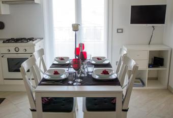 Cheap & Chic Thermae&Relax has Balcony rooms