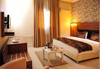 Tanik Hotel has Balcony rooms