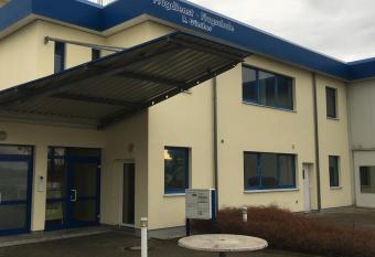 Pension Take Off allows 18 year olds to book a room