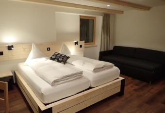 Hotel Furka has Balcony rooms