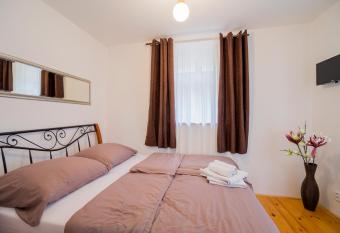 Studio Ztracen   8 allows 18 year olds to book a room