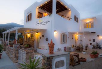 Irini pension has Balcony rooms