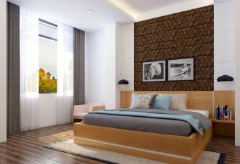 Haengbok Hotel allows 18 year olds to book a room