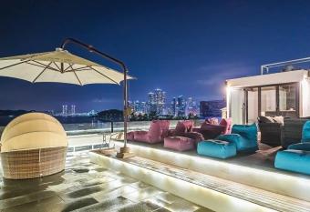 Hotel Hyggelig has Balcony rooms