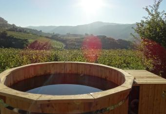 Corte di Langa has Balcony rooms