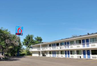 Motel 6 Bismarck allows 18 year olds to book a room