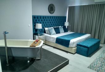 Villa Boutique has Balcony rooms