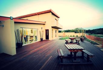 Nukakamma River Guesthouse has Balcony rooms