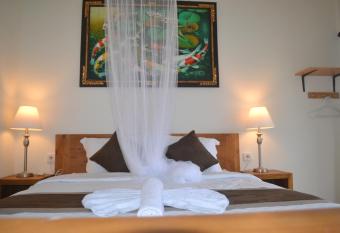 Master Homestay has Balcony rooms