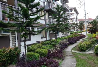 Condo eLgimikero has Balcony rooms