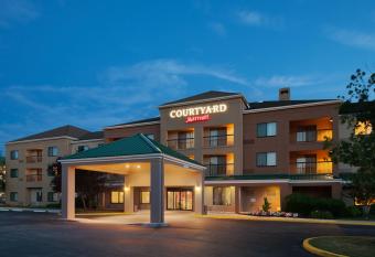 Courtyard by Marriott Wilmington Brandywine has Balcony rooms