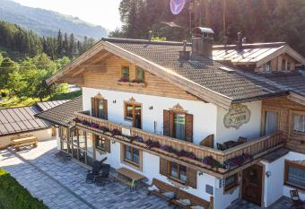 Ferienwohnungen Sonnrain 13 has Balcony rooms