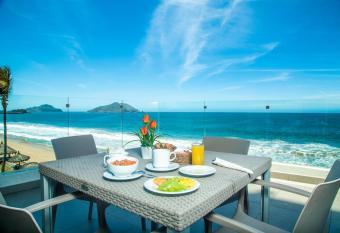 Park Inn By Radisson Mazatlan has Balcony rooms