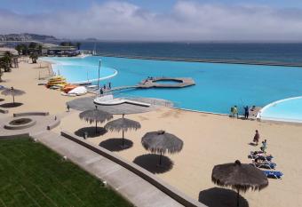San Alfonso del Mar Departamentos has Balcony rooms