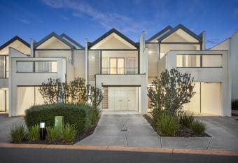 Quest Sanctuary Lakes allows 18 year olds to book a room