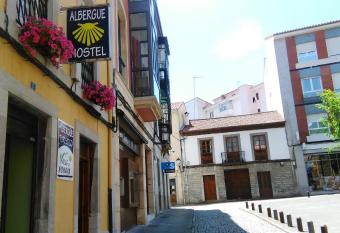 Albergue Valle del Nonaya allows 18 year olds to book a room