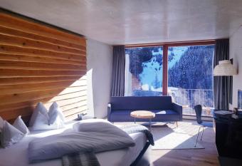 Hotel Lux Alpinae has Balcony rooms