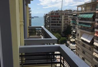 Superior One Luxury Apartments has Balcony rooms