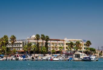 Kosta Palace has Balcony rooms