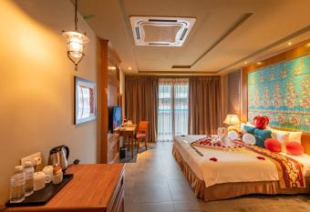 Tasik Villa International Resort has Balcony rooms