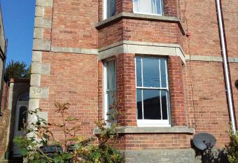 Town House Bridport Dorset allows 18 year olds to book a room