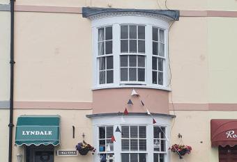 Lyndale Guest House allows 18 year olds to book a room