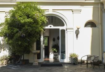 B&B Villa Ocsia has Balcony rooms