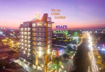 Great Diponegoro Hotel Surabaya allows 18 year olds to book a room