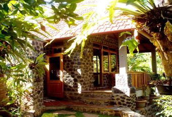 Pondok Manis Homestay has Balcony rooms