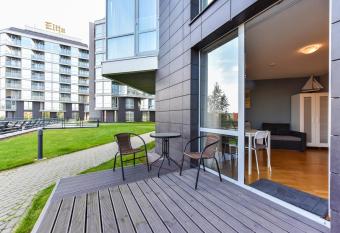 Apartamentai su terasa Elija has Balcony rooms