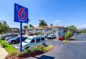 Motel 6 Los Angeles - Rowland Heights allows 18 year olds to book a room