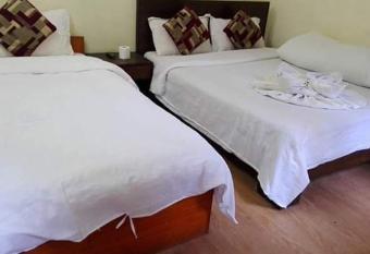 Hotel Sisters Home has Balcony rooms