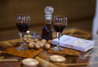 Arhontiko Askas Mansion allows 18 year olds to book a room