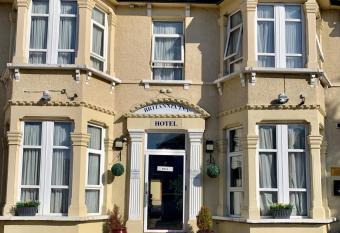 Britannia Inn Hotel allows 18 year olds to book a room